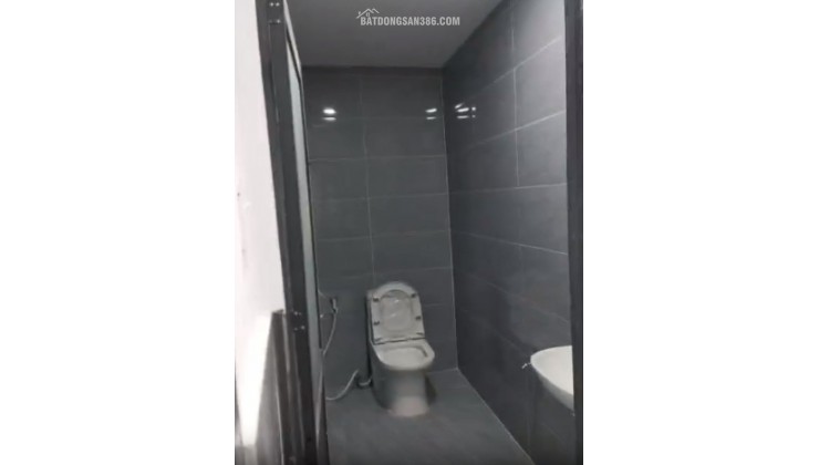 Giảm 120tr! Nhà Vuông 2 tầng 76m2 – Đặng Thúc Vịnh Hóc Môn SS